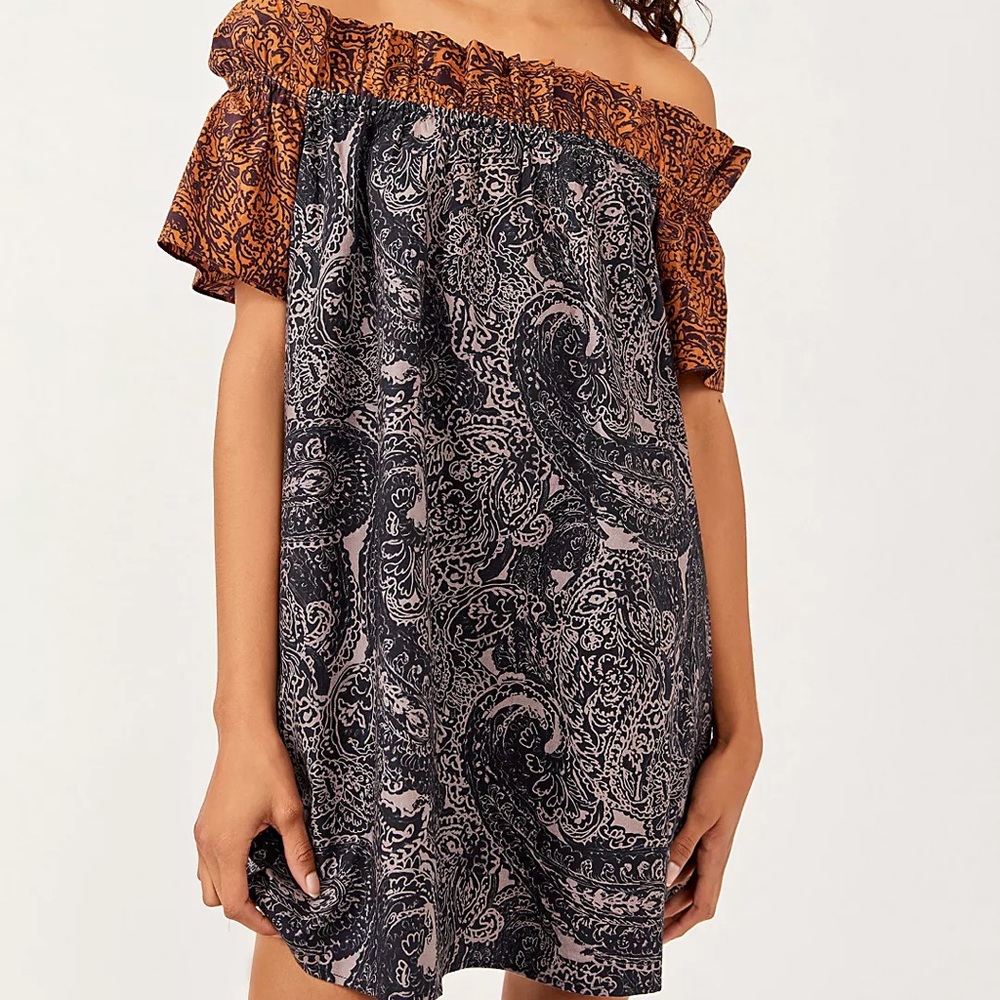 Free People Sophie Printed Off-Shoulder Paisley Shift Dress Navy Medium